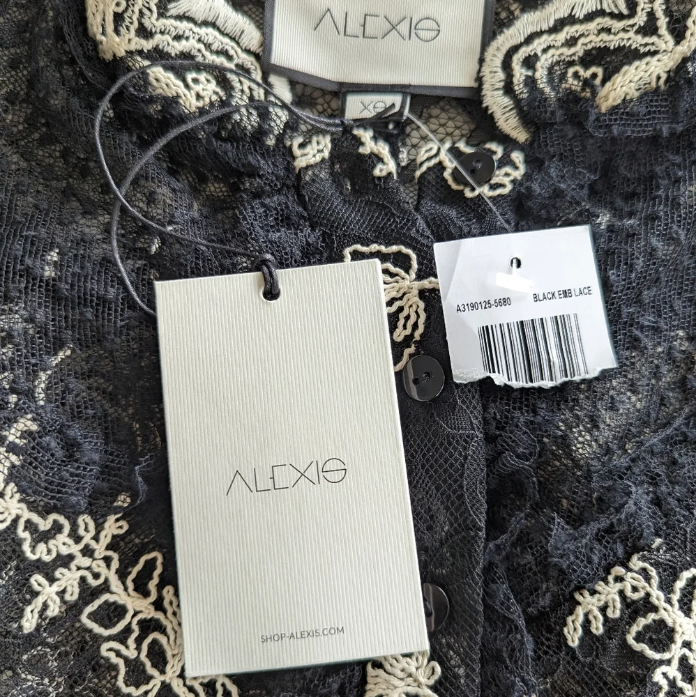 NWT Alexis Boda Embroidered Victorian Lace Puff Sleeve Top - Picture 4 of 10